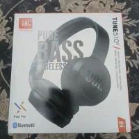 هدفون|پخش‌کننده همراه|فردیس, داوری|دیوار