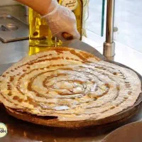 آشپز نان تمشی