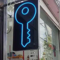 قفل و کلید سازی علیزاده  دزدگیر شیشه ضدسرقت قط کن