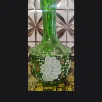 تنگ اب میوه خوری و دو عدد کاسه