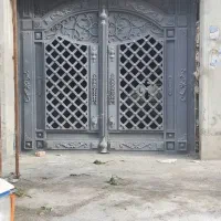 درب مدرن.تاج ترک .اقاقیا.پارکینگ