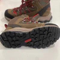 کفش و بوت کوهنوردی و کمپینگ|کیف، کفش، کمربند|تهران, دهکده المپیک|دیوار