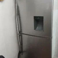 یخچال دو درب ایستاده در حد مارک الکترو استیل|یخچال و فریزر|اندیشه, اندیشه فاز ۳|دیوار