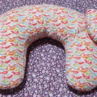 بالشت شیردهی