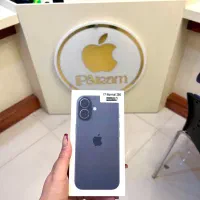 آیفون ۱۷ نرمال