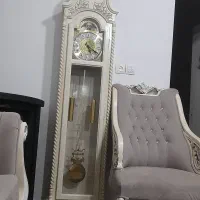 ساعت ایستاده سالم وتمیز