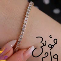 عکس نگاه کنید