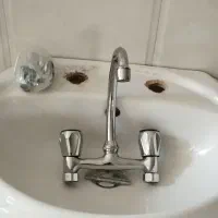 ست روشویی وشیر