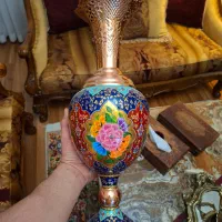 یک جفت گلدان و یک عدد کشکول