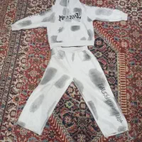 لباس بسیارزیبا وبدون هیج  مشکلی