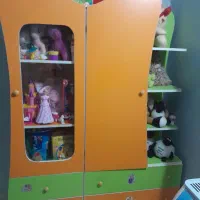 کمد لباس کودک و نو جوان کار کرده ولی سالم