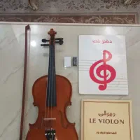 ویالن Tf student سایز ۴/۴ در حد نو