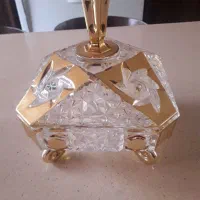 یک عدد گز خوری بزرگ شکلات خوری یک قندان