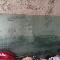 شیشه سیلیکونی