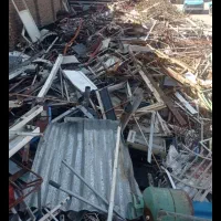 تیکه‌اهن‌ورقی‌میلکرد‌ضایعاتجی‌دمیر‌‌درمحیط‌محل