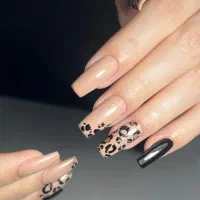 کاشت و ترمیم ناخن|خدمات آرایشگری و زیبایی|رشت, لاکانی|دیوار