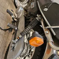 موتور 95 کاربراتی بسیار سالم کم کارکرد واقعی|موتورسیکلت|تهران, دولاب|دیوار