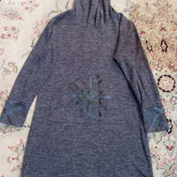 مانتو و  کاپشن|لباس|پیشوا, |دیوار