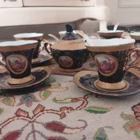 قهوه خوری سورمه ای لیلی مجنون