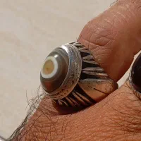 انگشتر باباقوری تک خال کهنه چشم میزون|کلکسیون اشیاء عتیقه|مشهد, احمدآباد|دیوار