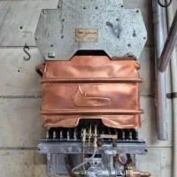 فروشنده و خریدارهمه نوع آبگرمکن