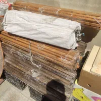 چوب دکور مغازه و تابلو