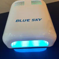 دستگاه یووی ناخن