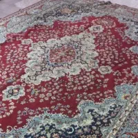 فرش ماشینی قدیمی اما جنس خوب ۱۲ متری