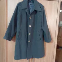 تعدادی لباس هایی نو ودر حد نو