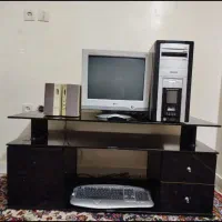 کامپیترهمه چیز کامل درحال استفاده صحیح وسالم