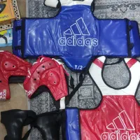 دو دست لباس رزمی