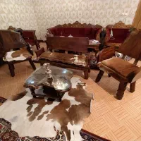 مبلمان طرح جنگلی روستیک با رویه پوست گاو|مبلمان خانگی و میز عسلی|اصفهان, باغ زرشک|دیوار