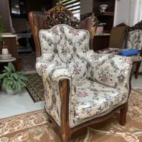 یک دست مبل سلطنتی ۹نفره|مبلمان خانگی و میز عسلی|رشت, جهاد|دیوار