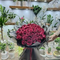 دسته گل رز طبیعی شیک و خاص