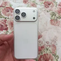 ۱۷ پرومکس
