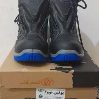 کفش ایمنی درجه یک سایز 42