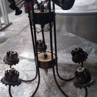 لوستر کاملا سالم کلاسیک قدیمی(آنتیک )آهن و برنج