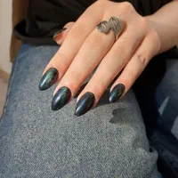 کاشت ناخن فقط ۲۵۰