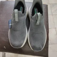 کفش اسکیچرز