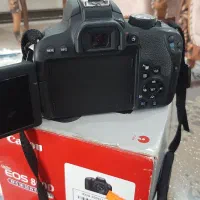 دوربین canon 800d در حد نو با لوازم|دوربین عکاسی و فیلم‌برداری|تهران, حافظیه|دیوار