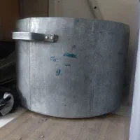 دیگ آلمینیومی دهنه ۷۶ ارتفاع ۵۰ بادرب