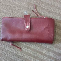 فقط صد هزار پولشو نیاز دارم