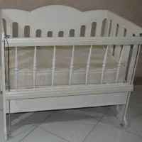 تخت کنار تخت مادر تخت و تشک کودک مناسب سیسمونی|تخت و صندلی بچه|تهران, نازی‌آباد|دیوار