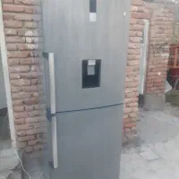 یخجال،فریزر در حد نو و با ضمانت کتبی میفروشم