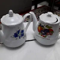 ۲ عدد قوری قهوه خوری و ظروف پذیرایی