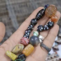 خریدوفروش انواع مهره های کهنه ونشان وخط وتسبیح|کلکسیون اشیاء عتیقه|بیرجند, |دیوار