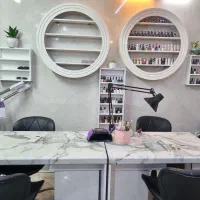 اجاره میز ناخن