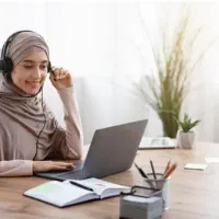 استخدام همکار خانم