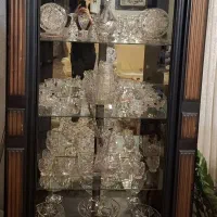 بوفه چوبی جادار باکیفیت بالا