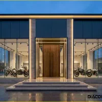 مغازه بر خیابان اصلی